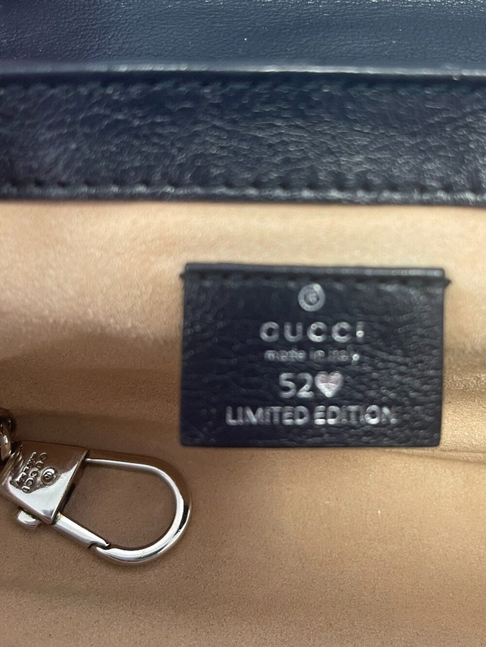 Gucci Marmont GG Limited Edition Mini Red Canvas Crossbody Bag - Preowned - Picture 4 of 10